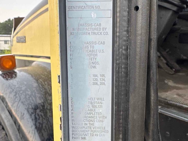 2003-kenworth-t800-image-42