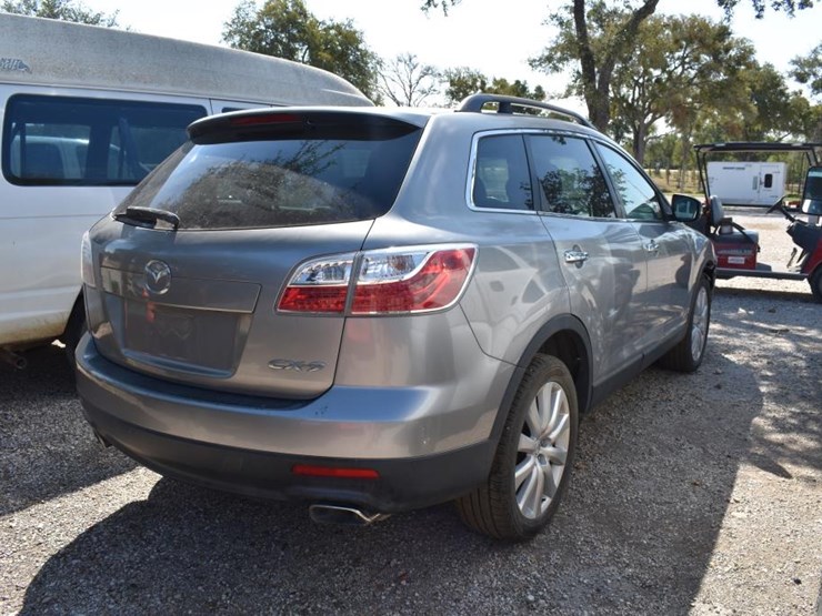 2010-mazda-cx9-image-8