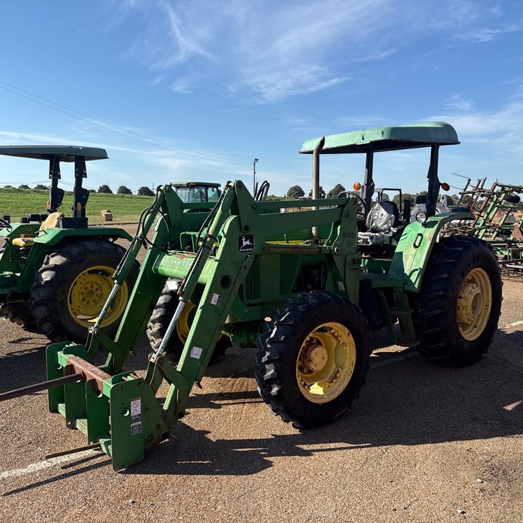 JOHN DEERE 6110