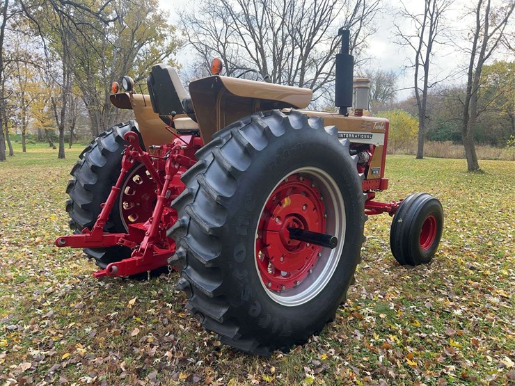 1970-1456-farmall-row-crop-golden-demonstrator-image-5