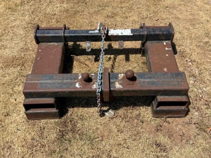 pallet-fork-hitch-shuttle-image-2