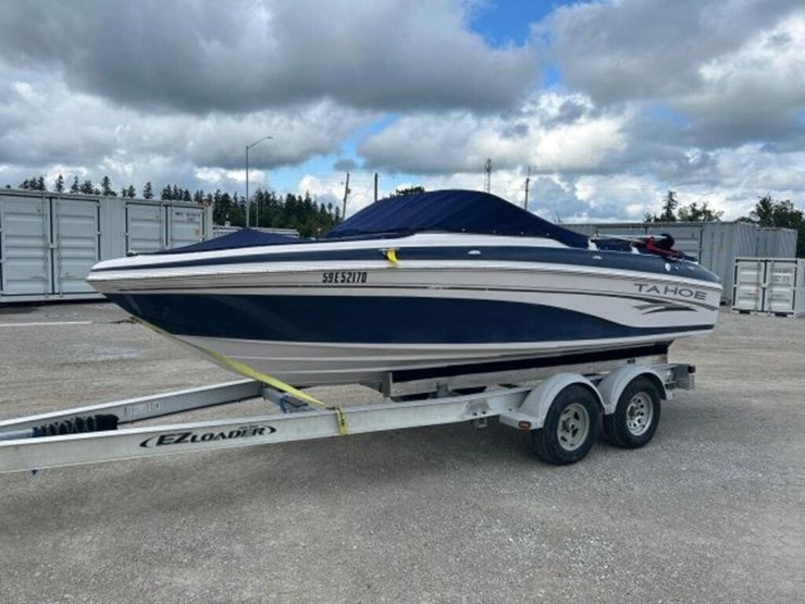 2005-tahoe-q6-20-ft-bowrider-bujd66twf505-image-1