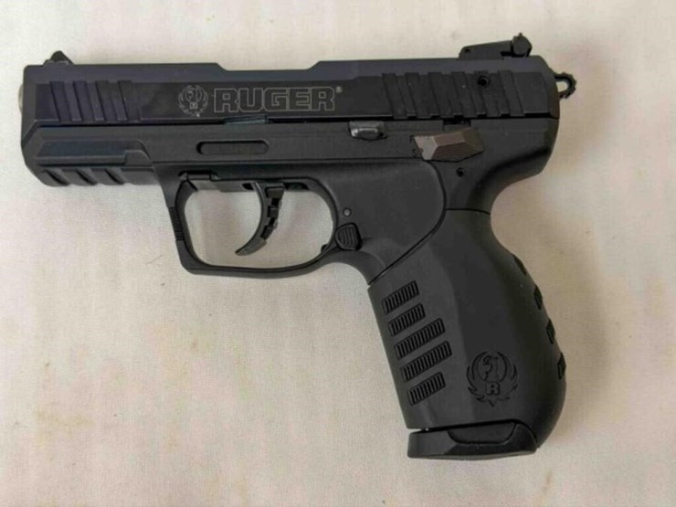 ruger-sr-22p-22lr-pistol-image-3