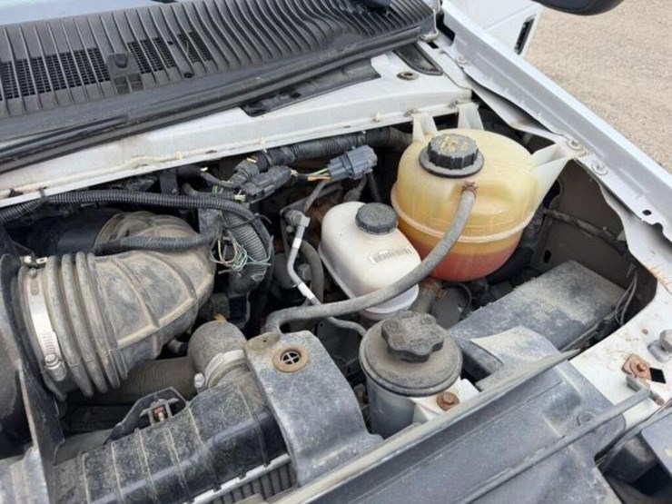 2014-ford-e450-image-33