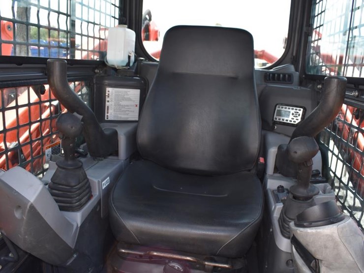 kubota-svl95-2s-image-12