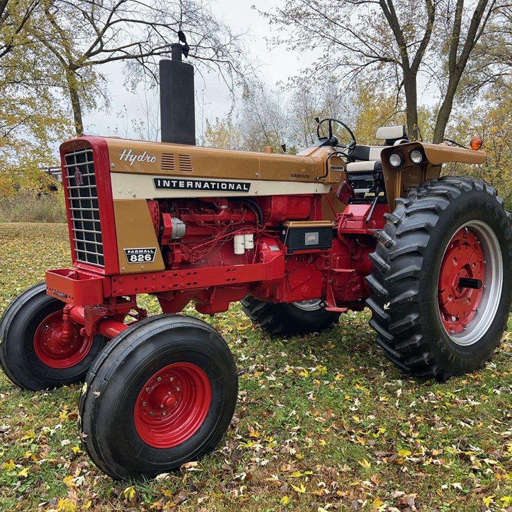 1970 Farmall 826 Hydro Diesel Row Crop Golden Demonstrator