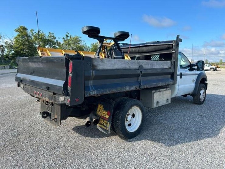 2012-ford-f550-xl-image-8