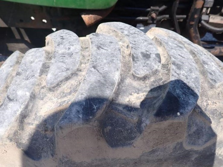 john-deere-3520-image-71