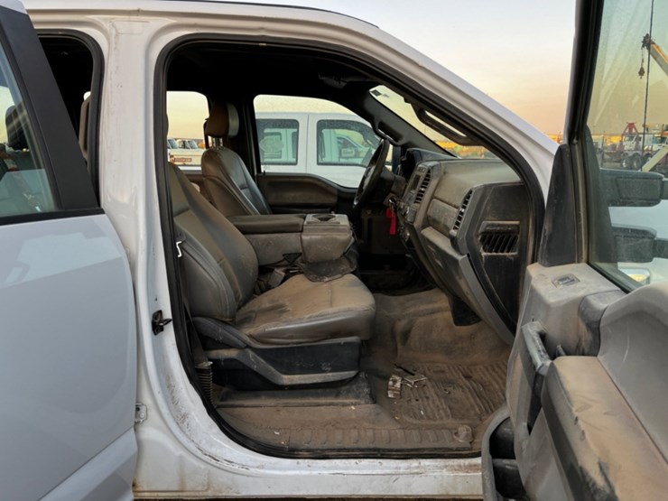 2019-ford-f250-image-11