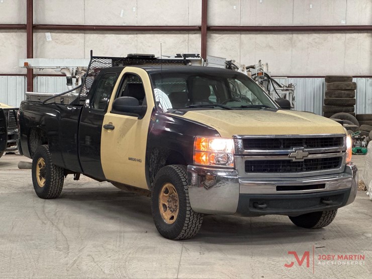 2009-chevrolet-silverado-2500-image-1