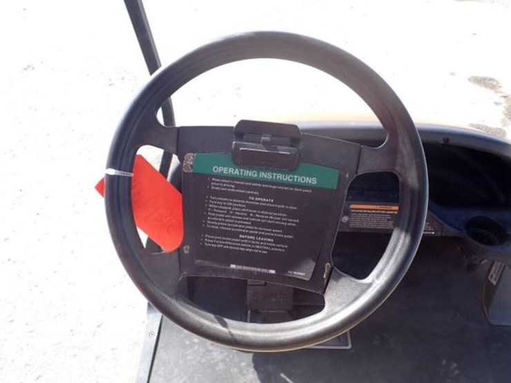 2011-club-car-precedent-4-passanger-gas-golf-cart-image-11
