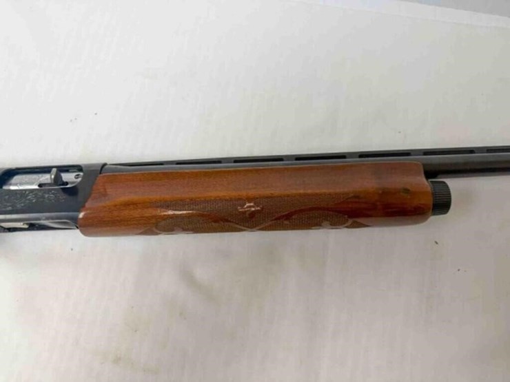 remington-arms-co-1100-12g-shotgun-image-4