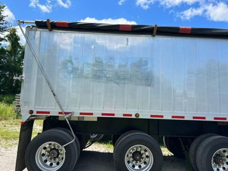 2009-stargate-aluminum-46-ft-quad/a-end-dump-2s9da-image-41