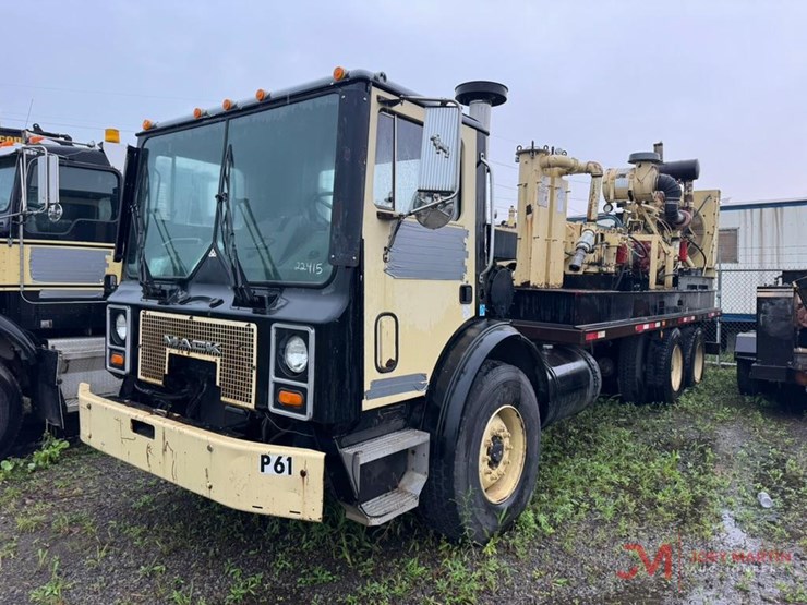 1999-mack-mr688s-image-7