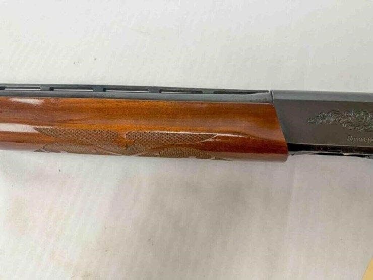 remington-arms-co-1100-12g-shotgun-image-21
