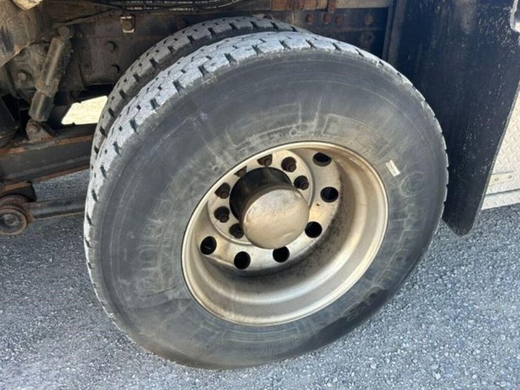 2001-kenworth-t800-image-117