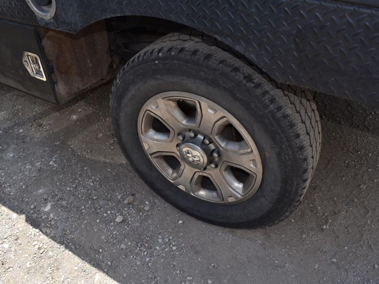 2017-dodge-pickup-w/-bradford-bed-4x4-(vin-#-3c6ur5hj1hg726210)-(showing-ap-image-12