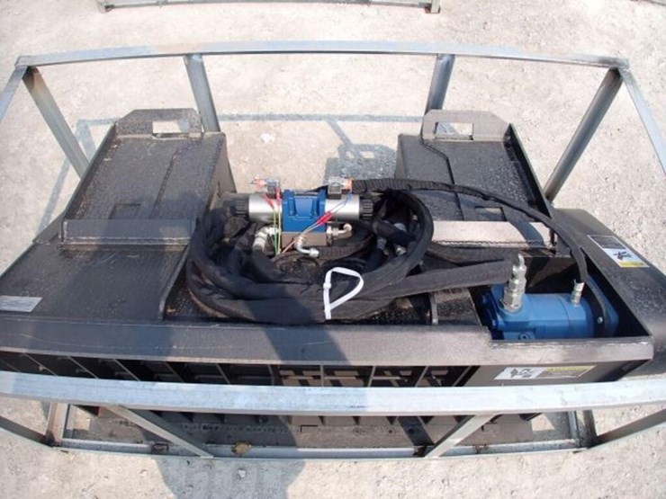 unused-greatbear-skid-steer-bucket-.4-cy-mixer-image-6