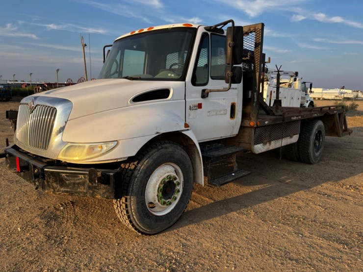 2007-international-durastar-4300-image-1
