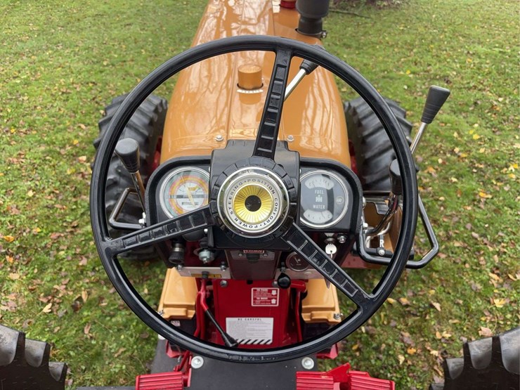 1970-1456-farmall-row-crop-mfwa-golden-demonstrator-image-63