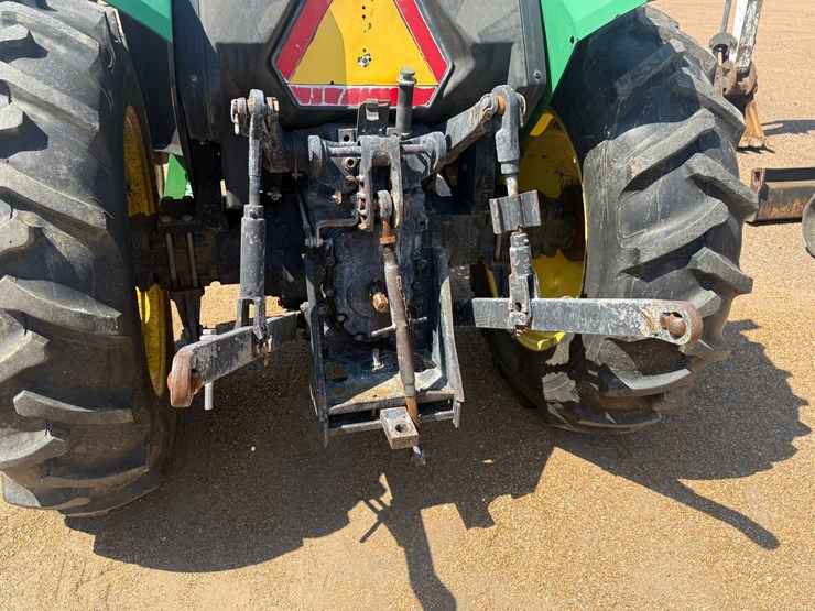 john-deere-5200-image-8