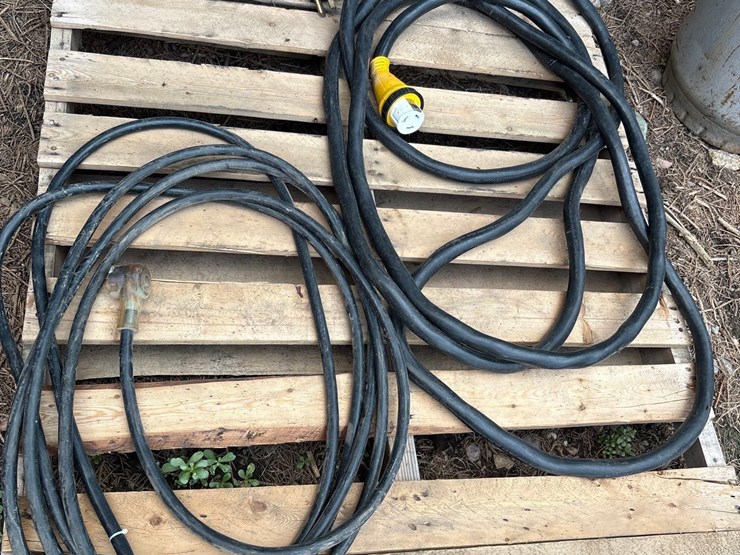 30-amp/50-amp-camper-electric-cords-image-1