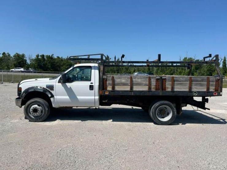 2009-ford-f550-image-9