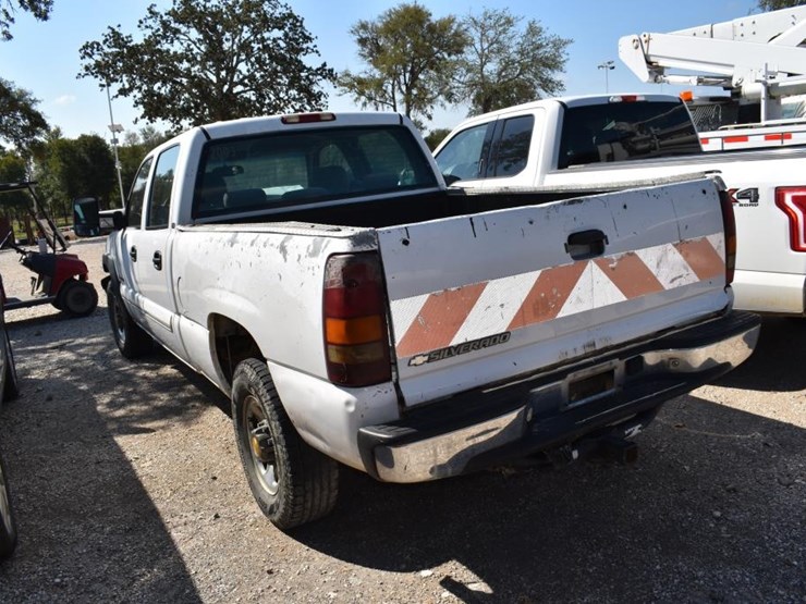 2003-chevrolet-1500-image-11