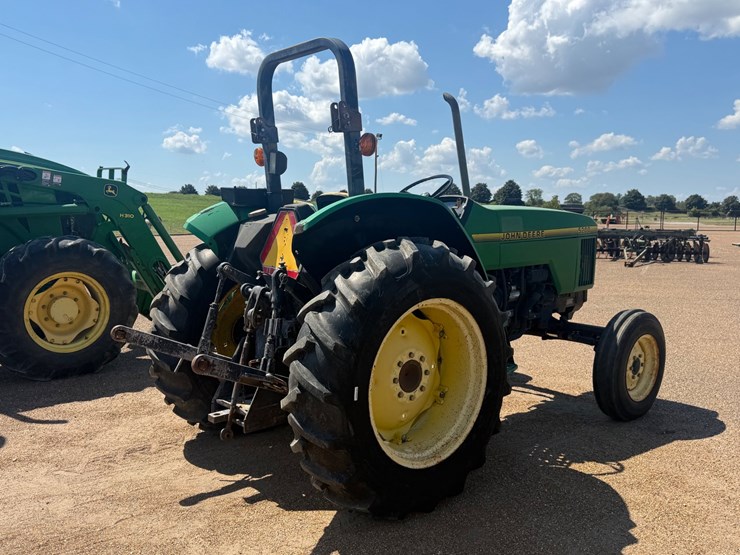 john-deere-5200-image-7