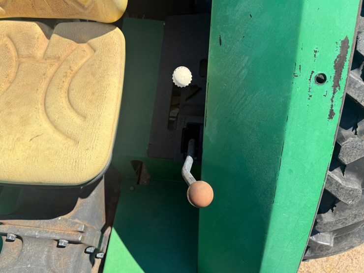 john-deere-5200-image-18