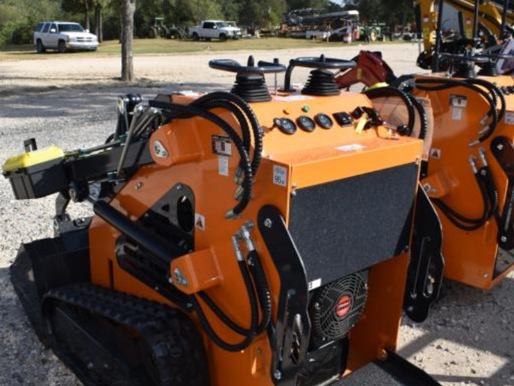 lhr-ht380-q1-mini-skid-steer-(serial-#-not-found)-(k)-image-5