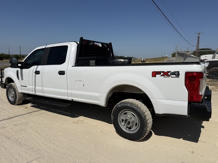 2018-ford-f350-image-7