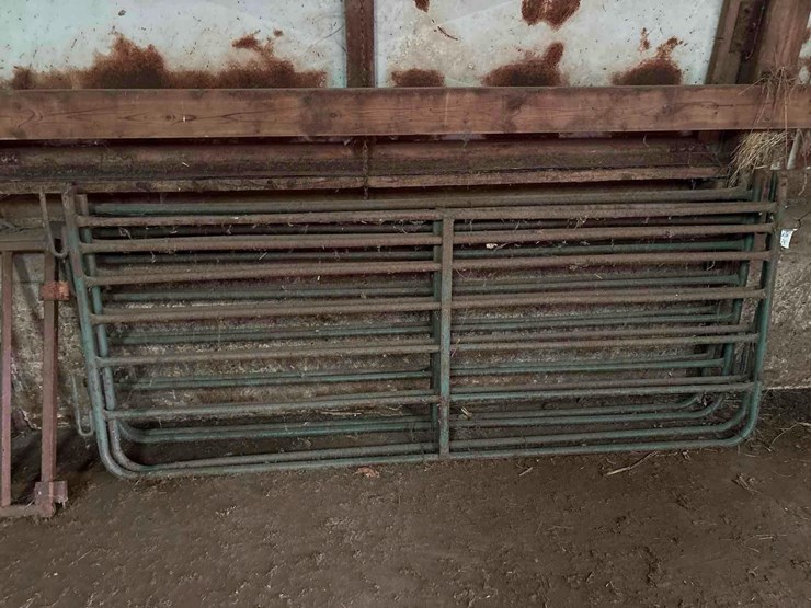 4--7-1/2’-corral-panels-image-2