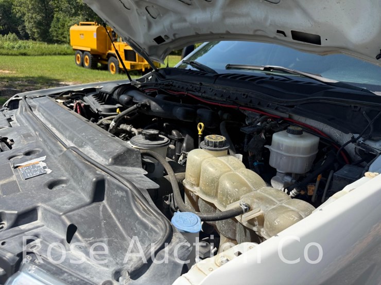 2019-ford-f550-4x4-mechanics-truck-imt-11ft-body-7,500-crane-(new-kent,-va)-image-33