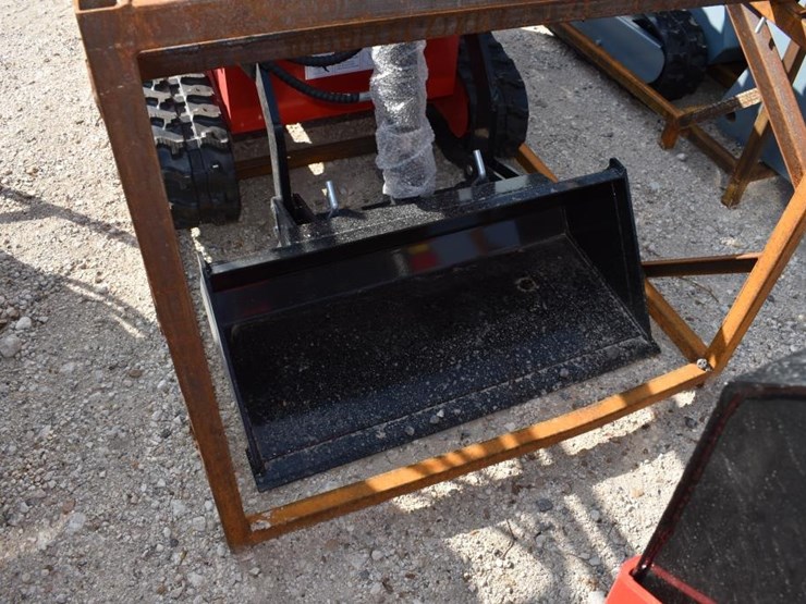 ssl1500-mini-skid-steer-(diesel)-(serial-#-06907a)-(k)-image-3