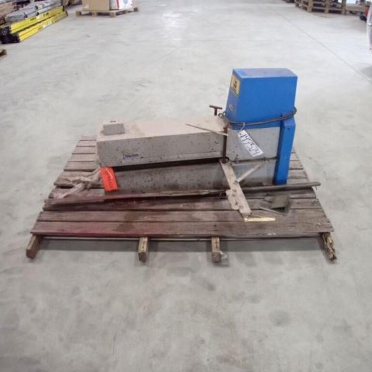 Wilder Workhorse 1424 Power Slitter 30405