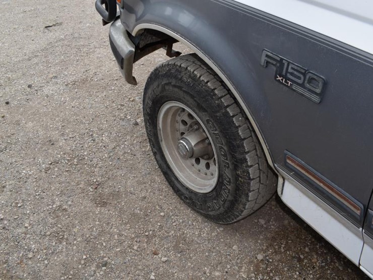 1995-ford-f150-image-9