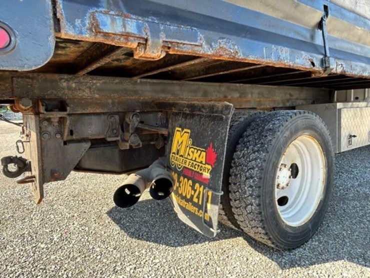 2012-ford-f550-xl-image-57