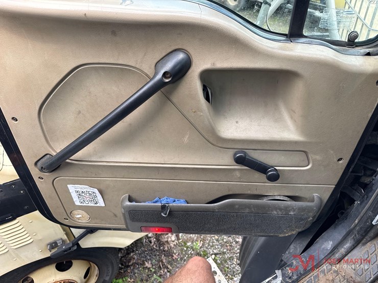 2008-sterling-jetter-/-vacuumtruck-image-46