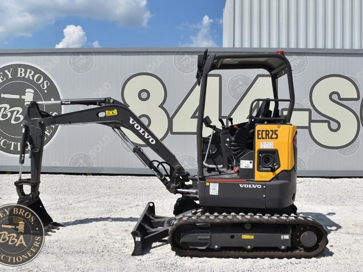 2023-volvo-jecr25d-46621-image-4