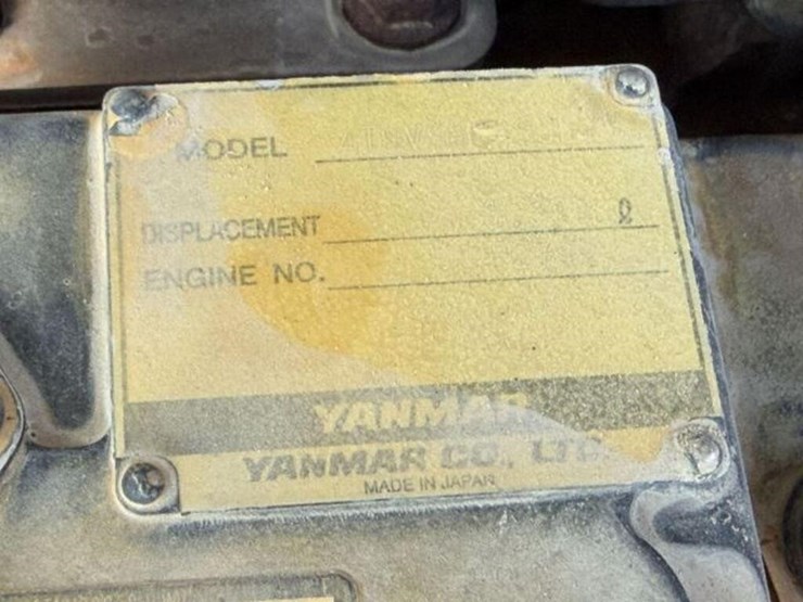 2020-deere-204l-image-23