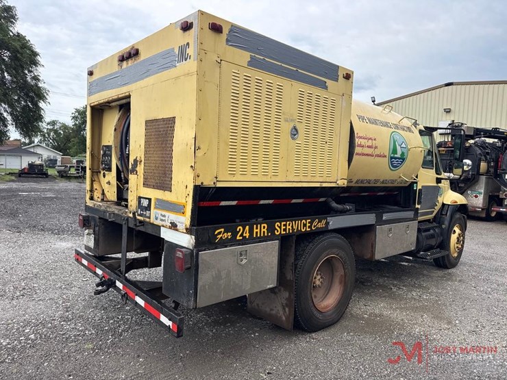 2005-international-durastar-4300-image-3