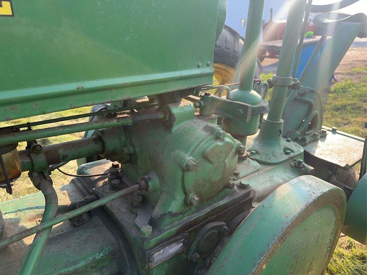 john-deere-a-image-13