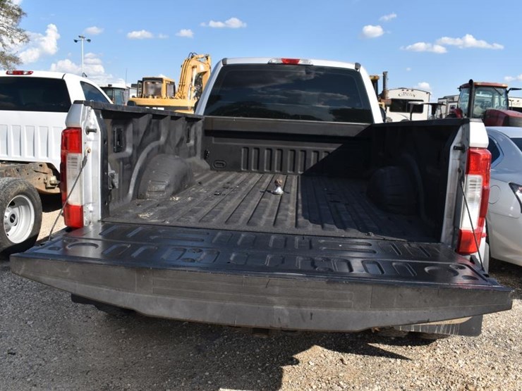 2018-ford-powerstroke-4x4-pickup-(vin-#-1ft8w3dt6jeb60556)-(showing-appx-20-image-5