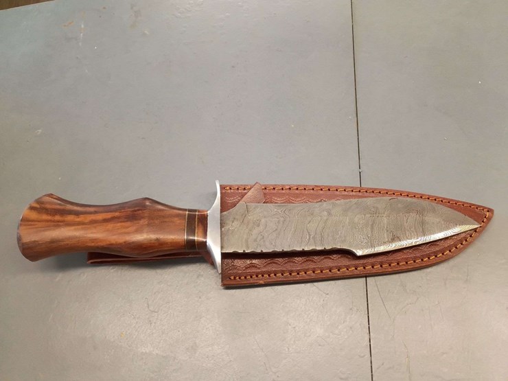 custom-damascus-steel-fixed-blade-knife-with-orange/white/red-striped-handle-image-1