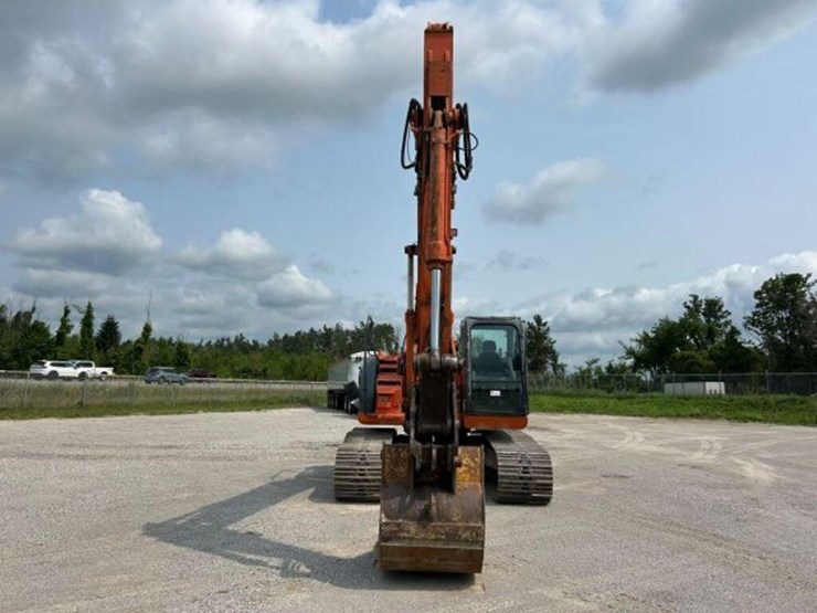 2007-hitachi-zx225us-lc-image-3