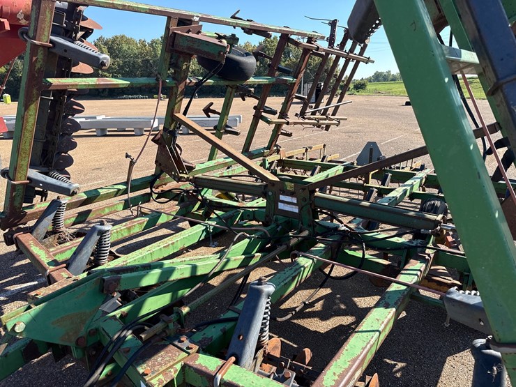 john-deere-724-image-7