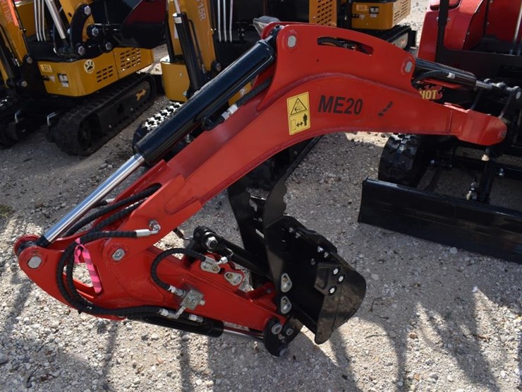 me20-mini-skid-excavator-(diesel)-(serial-#-06885a)-(k)-image-3