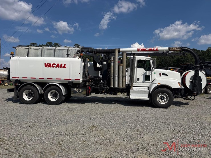 2014-kenworth-t470-image-2