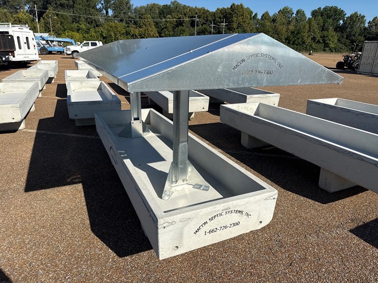 #9612-•-3’-x-10’-trough-with-top-image-2
